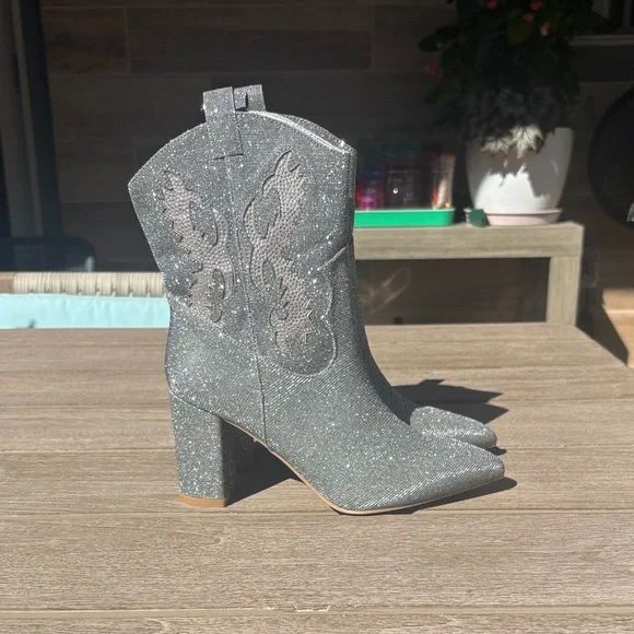 MIA Silver Sparkle Western Boots Size 7.5 NWT - Picture 3 of 15